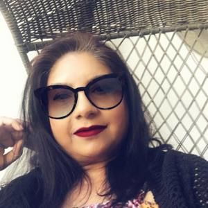 Meet your Posher, Ayesha